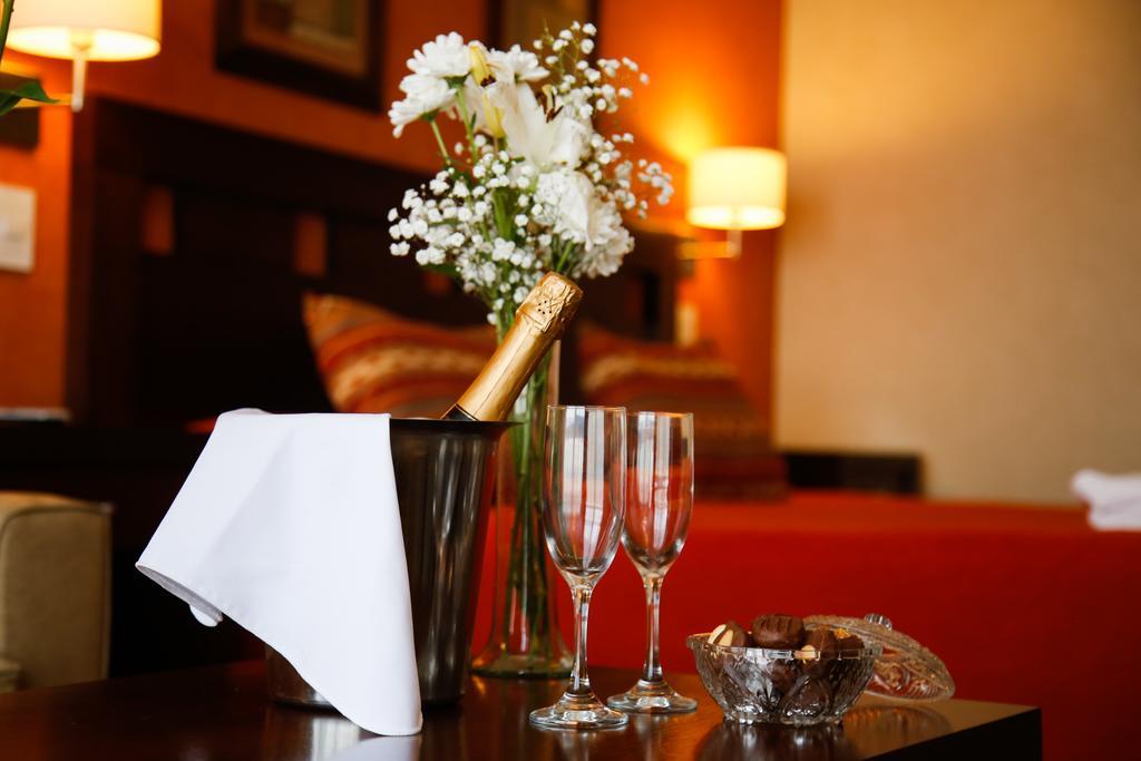 Hotel Howard Johnson ترينكيو لايكيون المظهر الخارجي الصورة