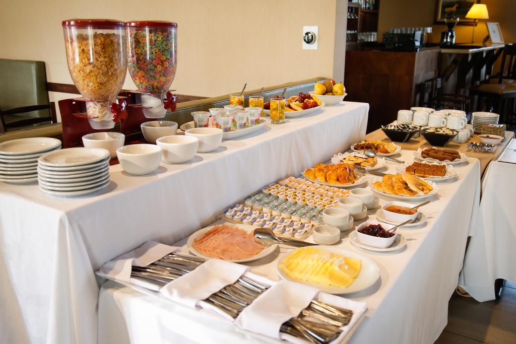 Hotel Howard Johnson ترينكيو لايكيون المظهر الخارجي الصورة